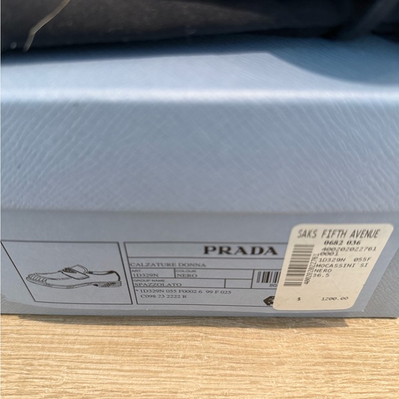 💎Authentic💎 Prada woman’s slip on Black Loafers Like New - Picture 8 of 13